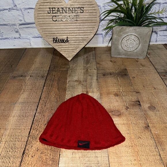 Nike Boys Hat Cold Weather Beanie Varsity Red Swoosh 8-20 Reversible - Picture 8 of 9